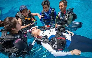 Dive Academy Phuket - PADI Emergency First response Instructor (EFRI)