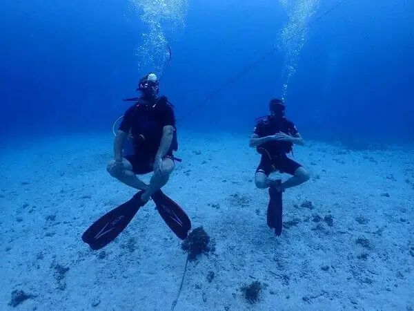 Dive Academy Phuket - PADI Specialty Instructor Deep Dive Academy Phuket - PADI Specialty Instructor Deep