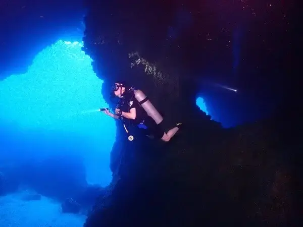 Dive Academy Phuket - PADI Specialty Instructor Night Dive Academy Phuket - PADI Specialty Instructor Night
