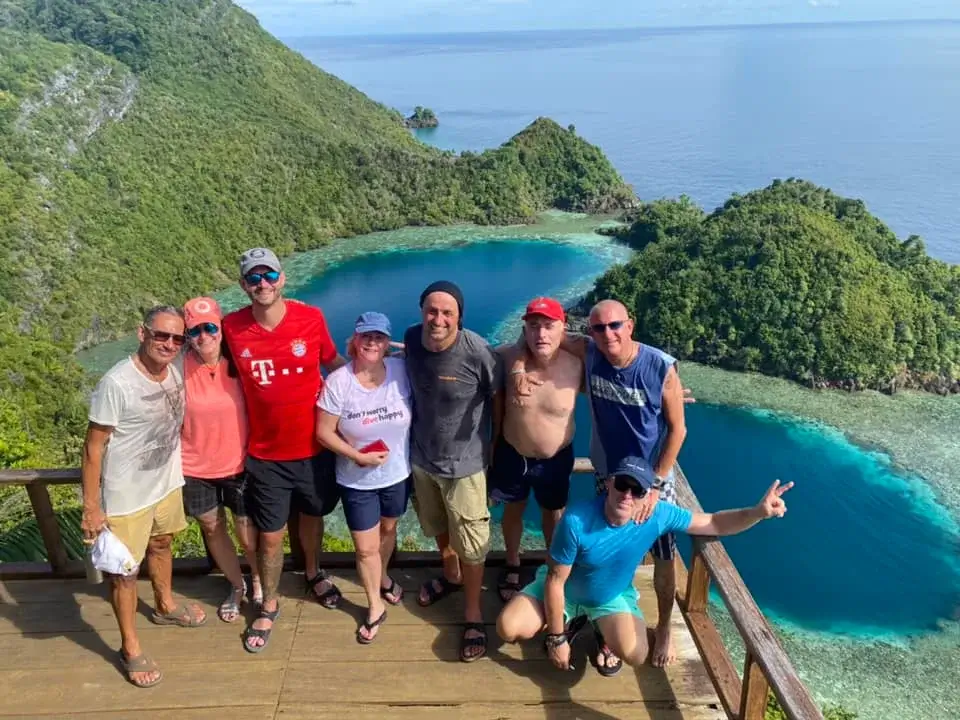 Dive Academy Phuket - Special Dive Trips - Raja Ampat Dive Academy Phuket - Special Dive Trips - Raja Ampat