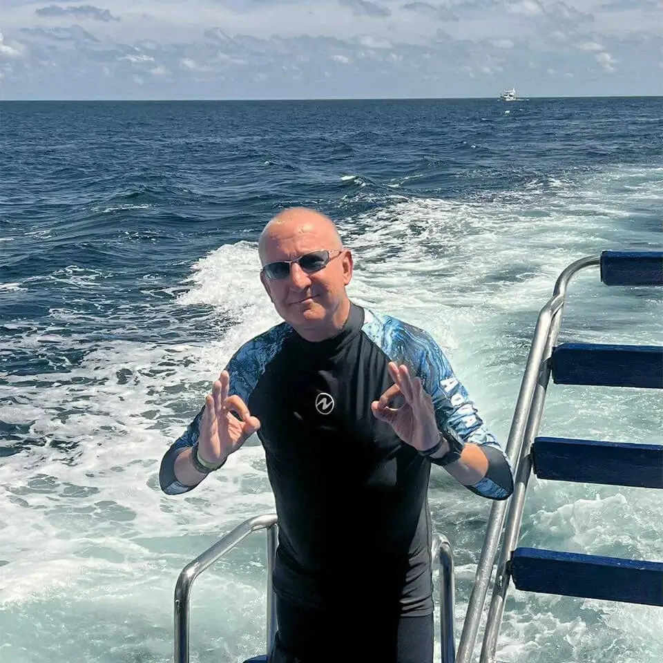 Dive Academy Phuket - Tommy About Us Dive Academy Phuket - Tommy About Us